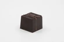 Praliné à l'ancienne cerneaux de noix noir