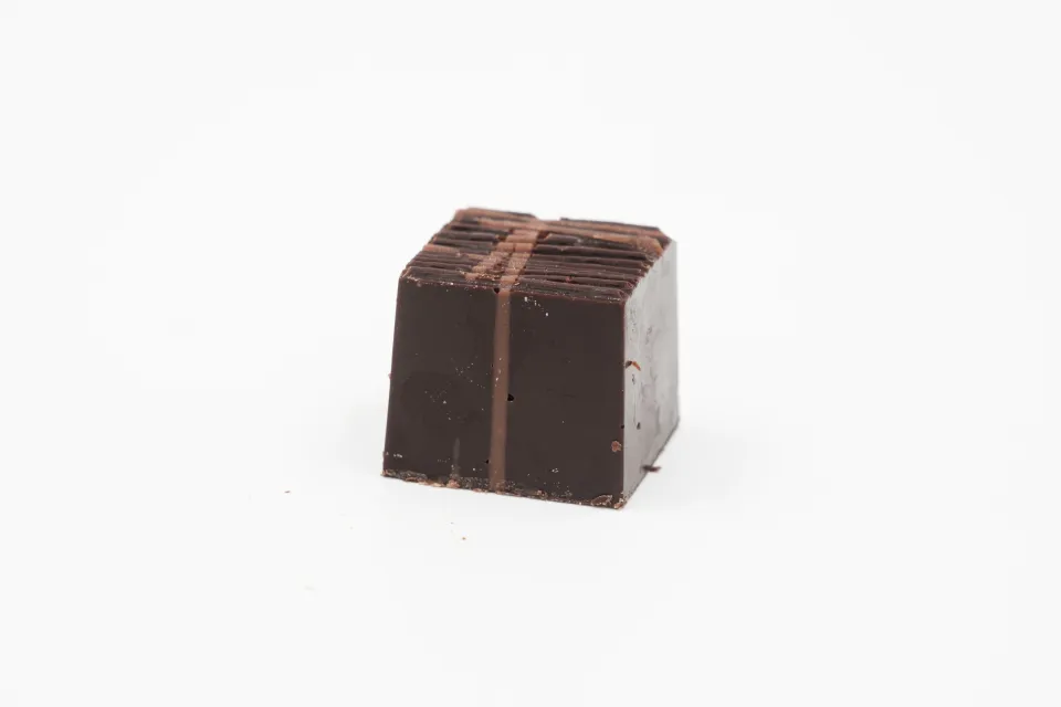 Praliné à l'ancienne cacahuète carmel beurre salé noir